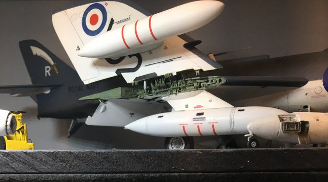 DYNAVECTOR 1/48 SUPERMARINE SCIMITAR F1 - Ready for Inspection