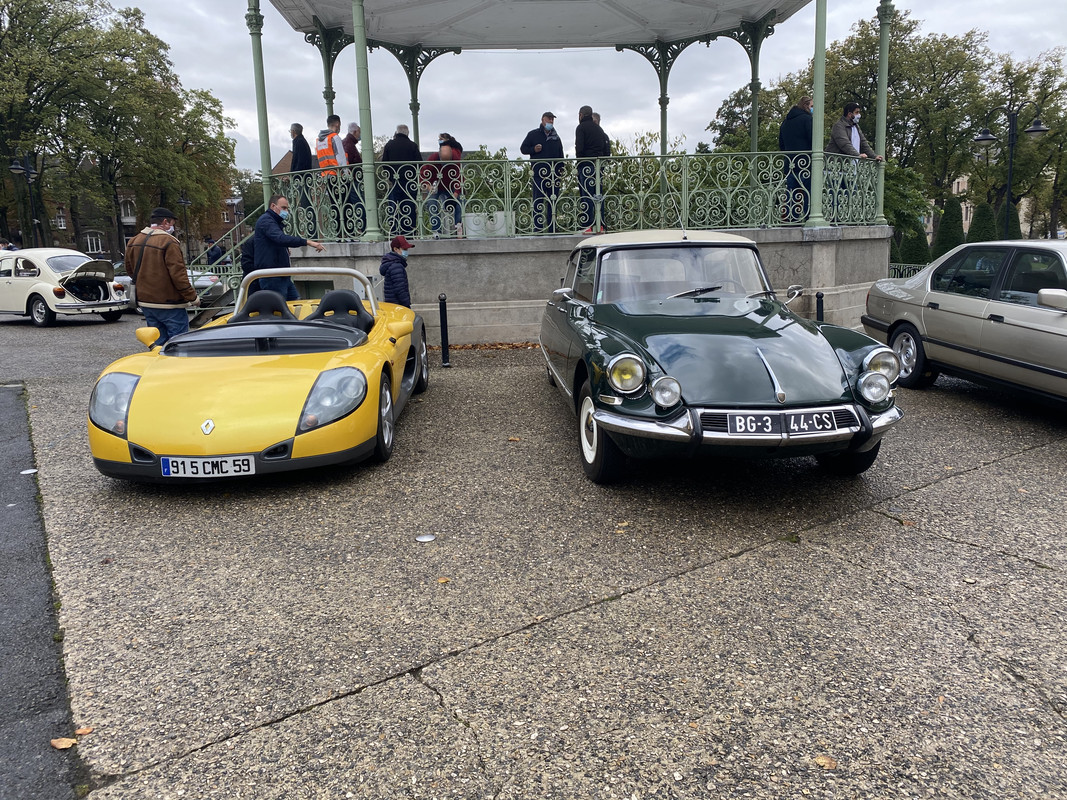 D8C97E89-4D75-47B4-BFC3-86E1045BA2A1