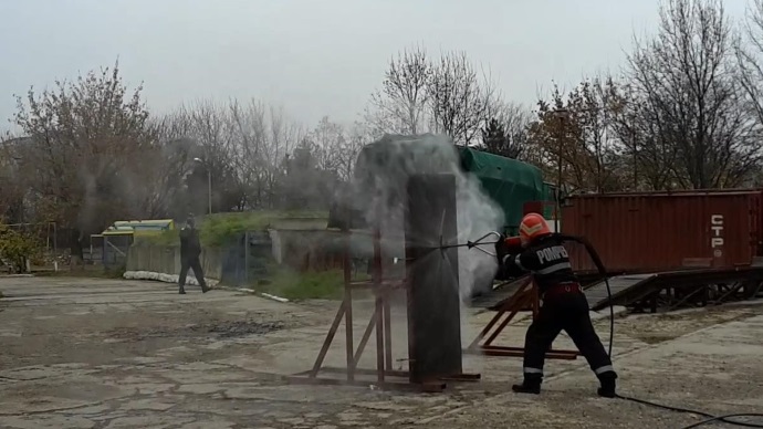 [Imagine: ccs-demo-bucuresti-10.jpg]