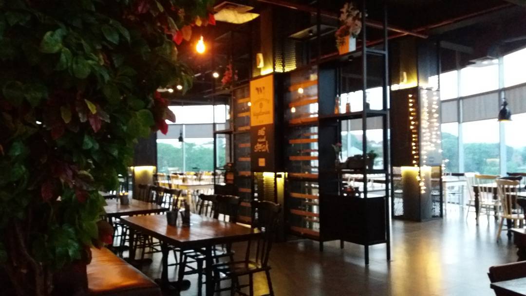 Carnivore Sky Bar & Grill