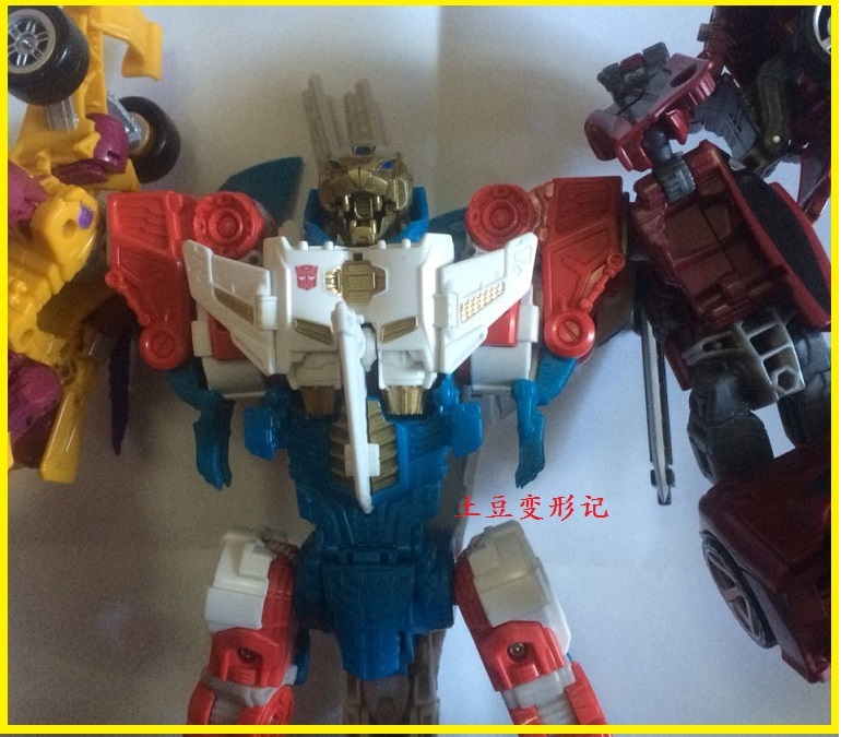 Combiner-Wars-Sky-Lynx-5