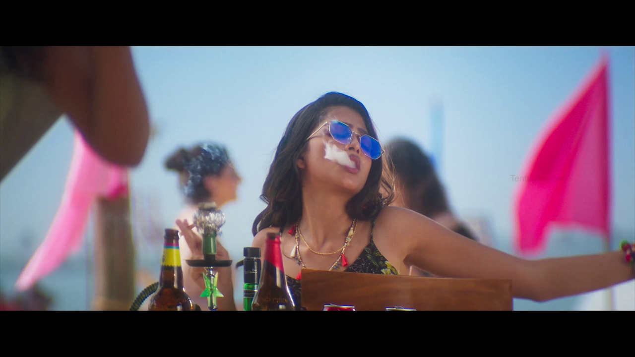 vlcsnap-2023-12-18-00h43m12s410