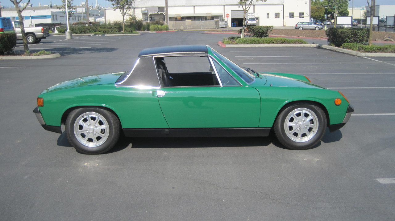 Zambezzi-Green-914.jpg