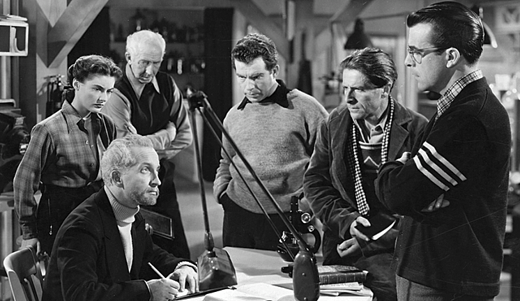 IKE-EISENMANN-PAUL-FREES-THE-THING-1-A-FOTOR-2.png
