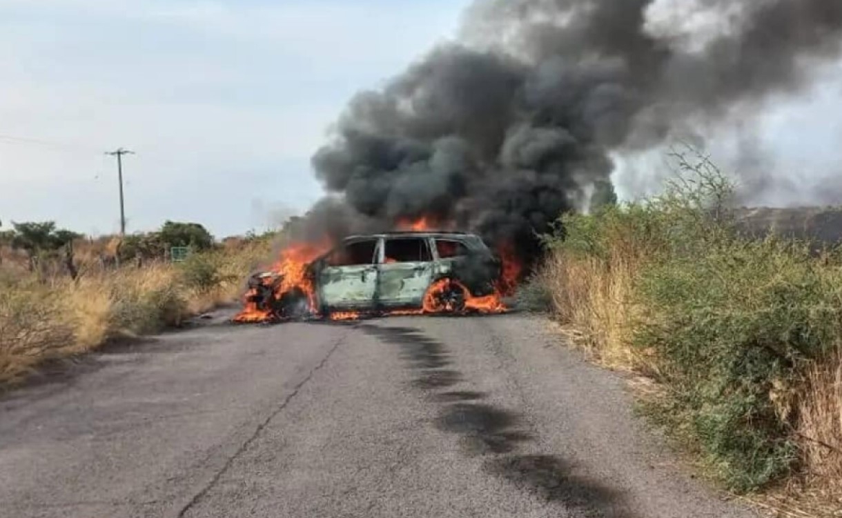 Presuntos miembros del CJNG detonan balacera en Tenayuca de Apulco