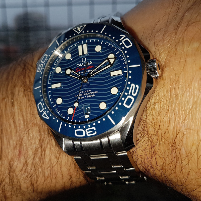 Ω Seamaster Diver 300M Co-Axial Master Chronometer 42mm  (9)