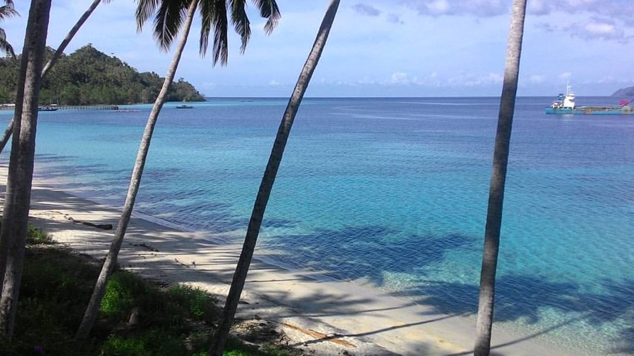 Pantai Labuana, Keindahan Tersembunyi di Sulawesi Tengah