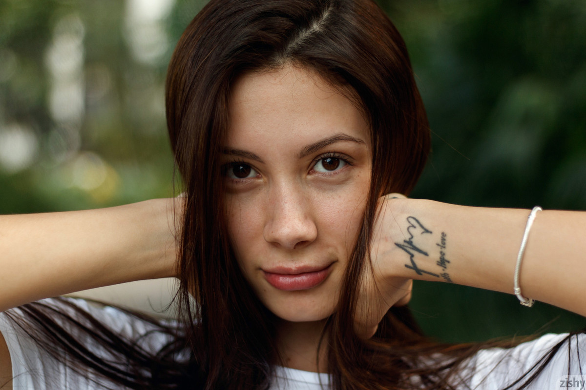 full_011_1107081147520037