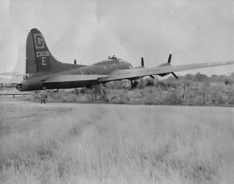 Les B-17 captures par l enemi Zzzz