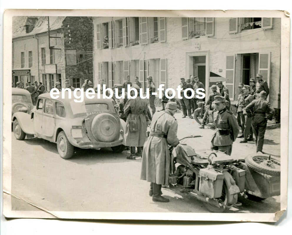 FOTO - Einsatz Lemberg (Lwiw) - FAHRZEUG - Beute-Kfz - Motorrad - Gebirgsjäger