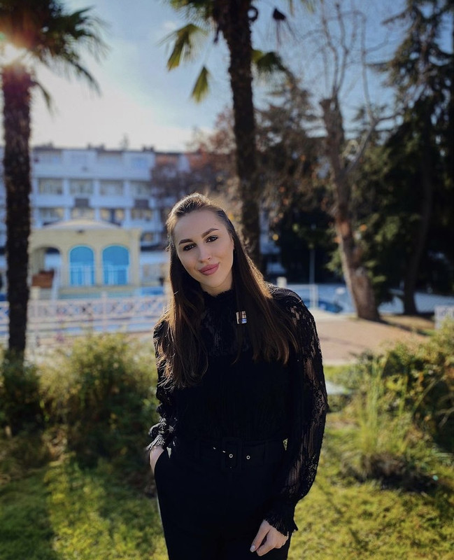 F9387685-9689-4022-8279-23B6F427BDF9