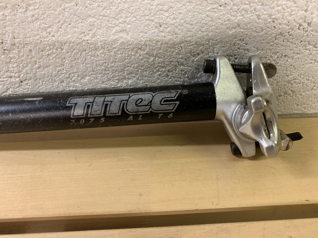 CD7A2394-12BD-43C5-A9D3-607EF832E2E1