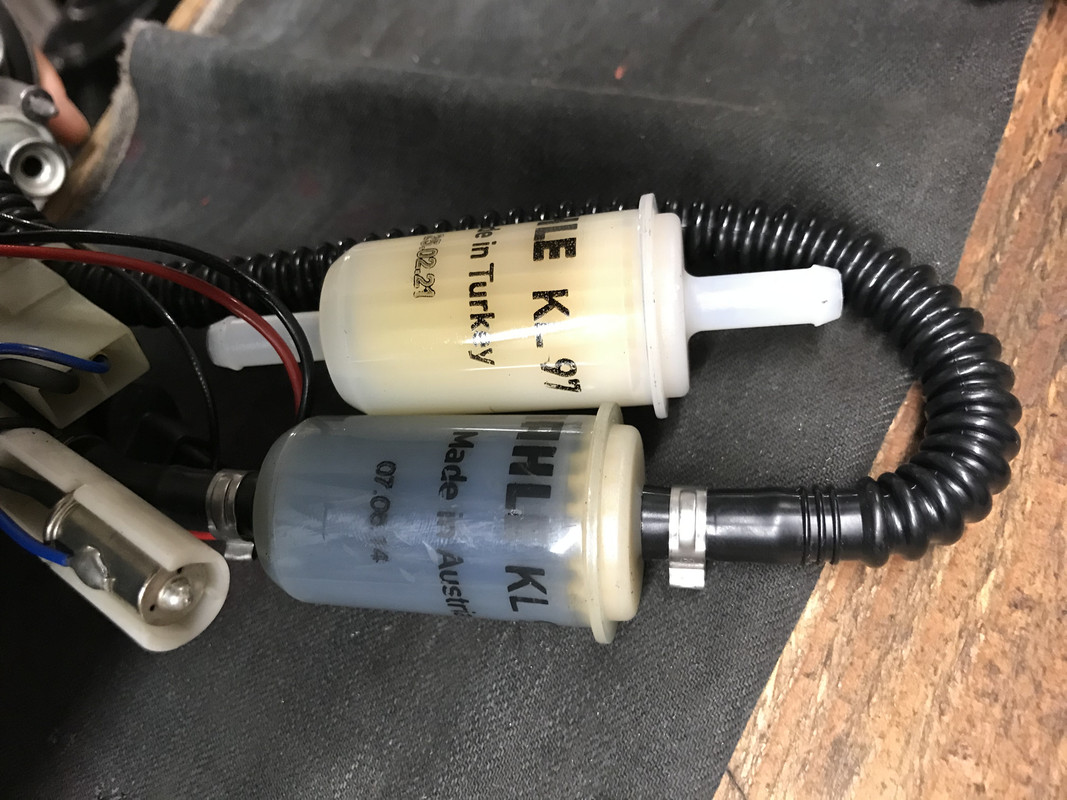 FE9C881C-15DC-4423-B359-E7DBF1000EEA