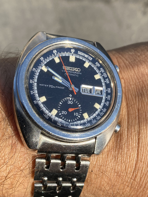 4E406AB1-29D9-4B7B-B5B8-FB8CEBD63657