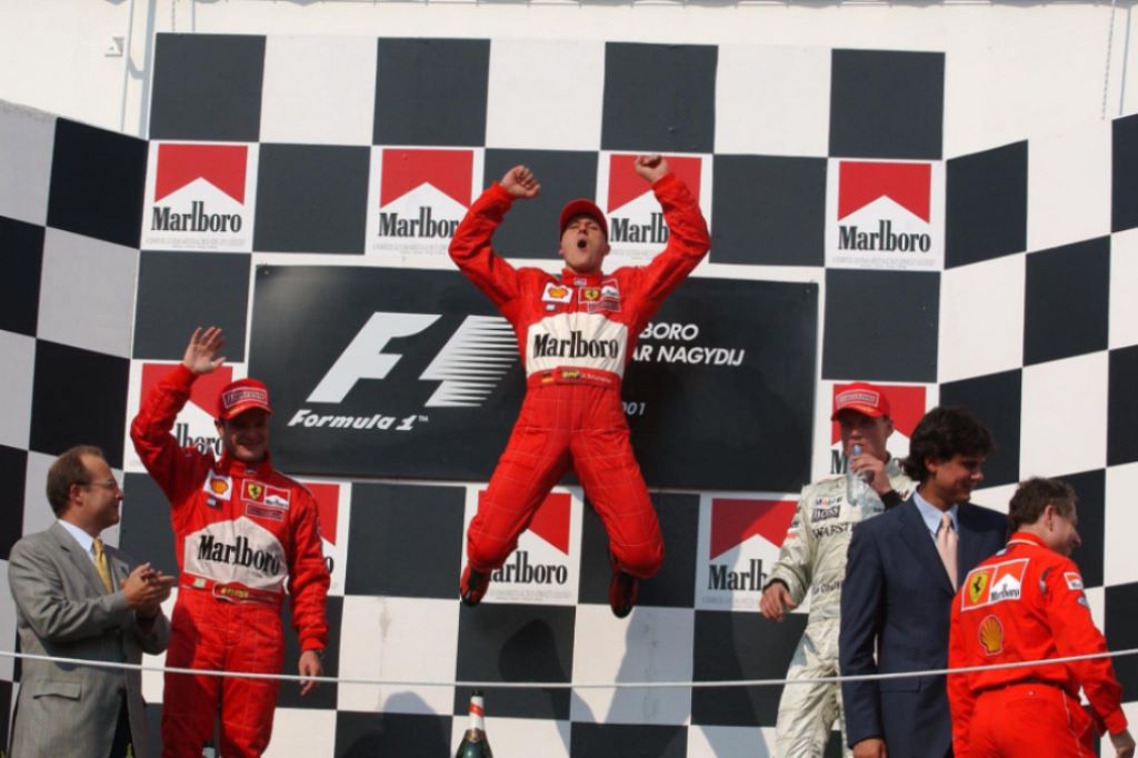 2001 венг подиум