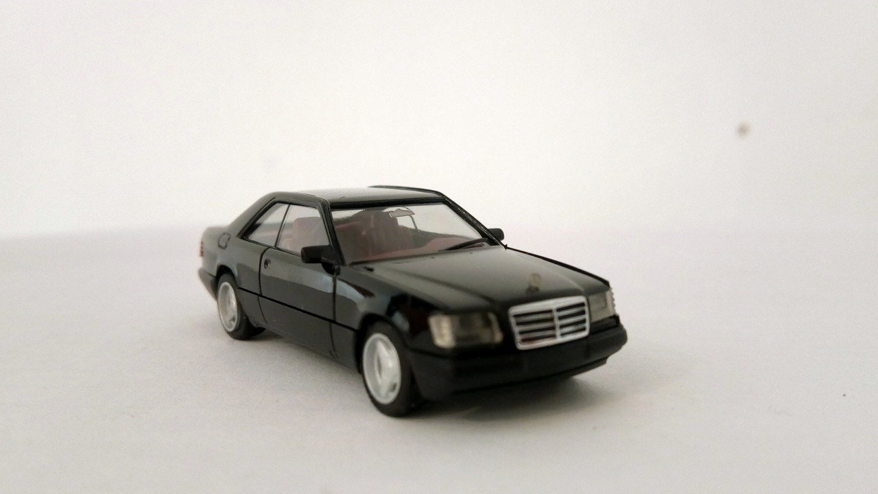 Mach (9026)