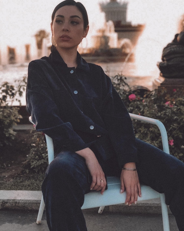 A827B1CE-8B93-4EA3-957F-D29584E9E498