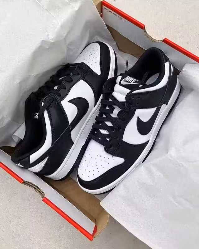 Nike Dunks – vista lateral