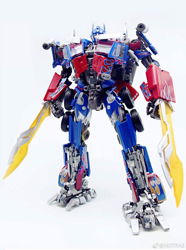 Masterpiece-Movie-Optimus-Prime-03-1