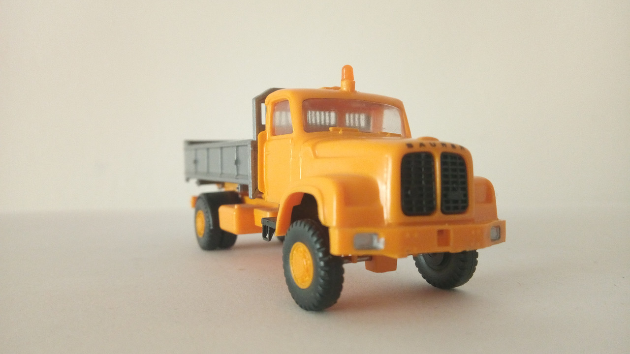 Mache (9252)