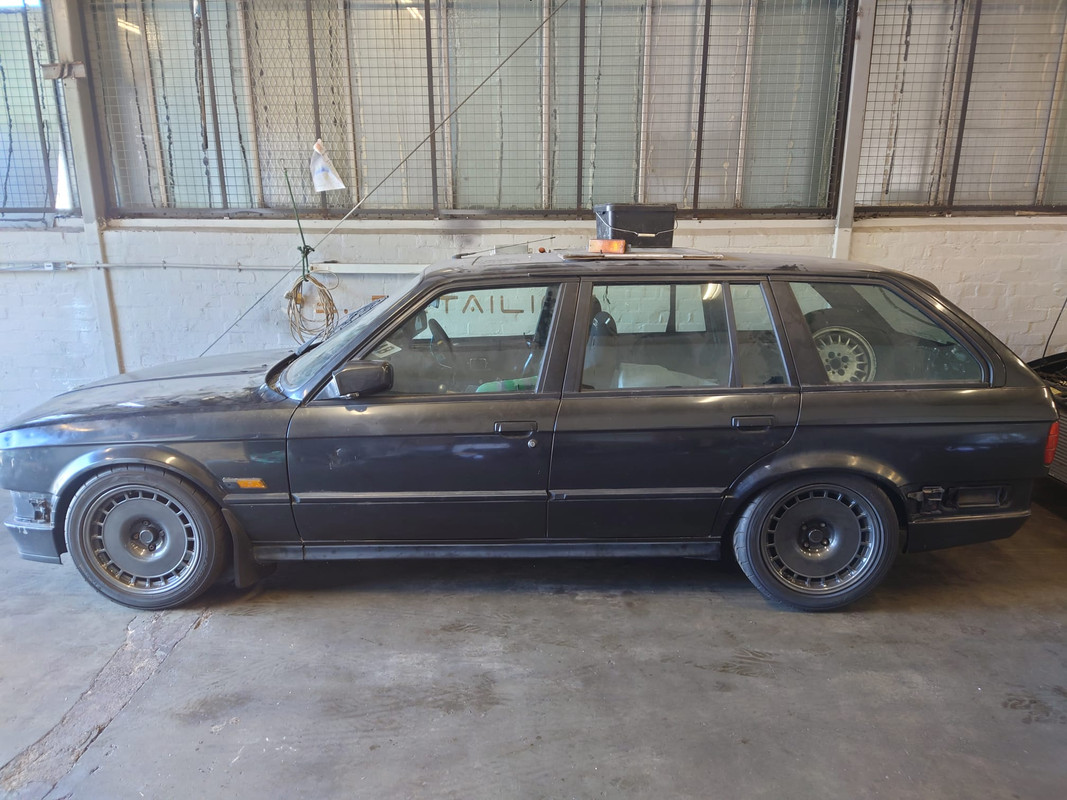 6851672D-6C6F-427E-A7EC-CF6E065A78B5