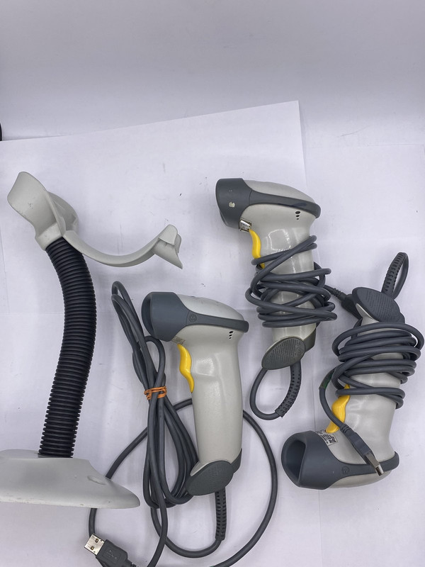 LOT OF 3 SYMBOL LS2208-SR20001 HANDHELD USB BARCODE SCANNERS WITH STAND LOT OF 3 SYMBOL LS2208-SR20001 HANDHELD USB BARCODE SCANNERS WITH STAND