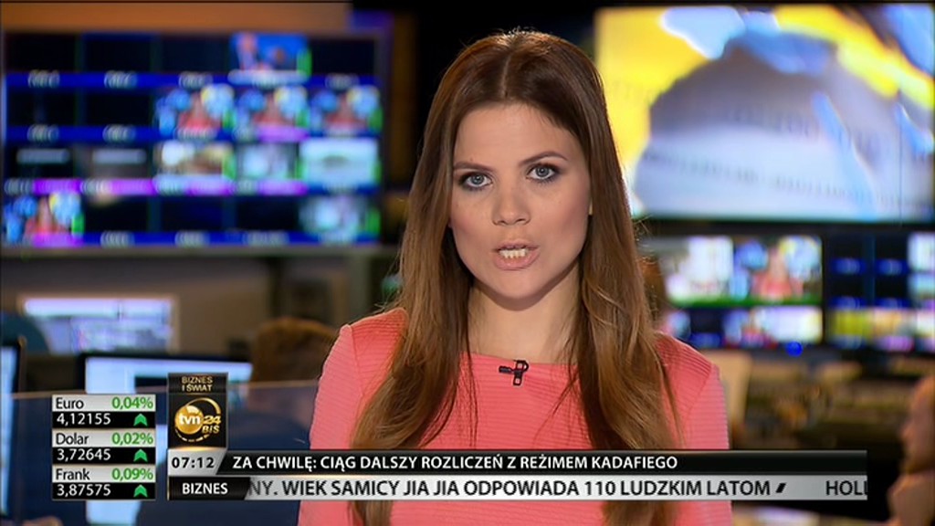 vlcsnap-2015-07-30-19h00m10s59