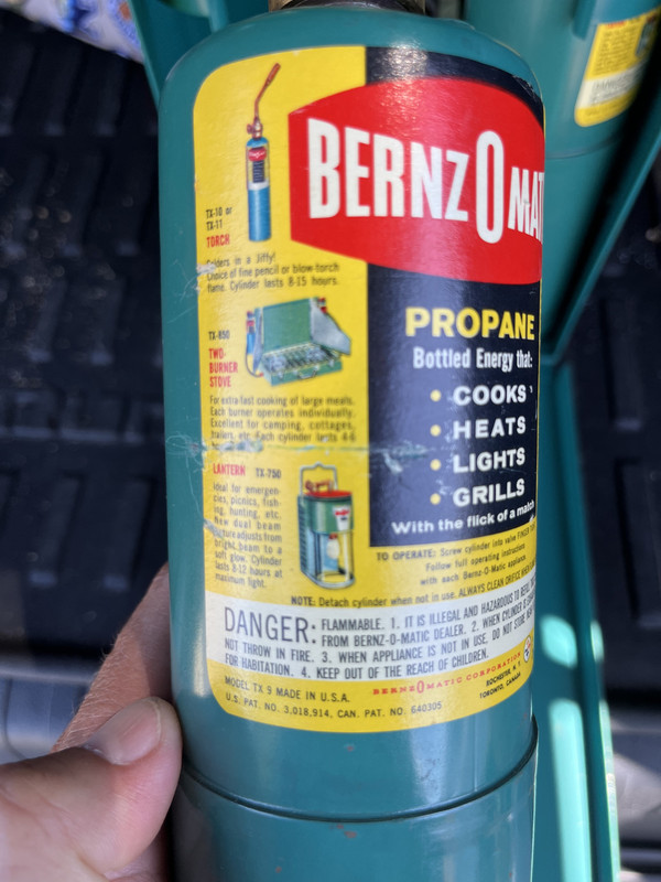 B690F858-C0BD-4FE1-8C9D-6C20073F5E40