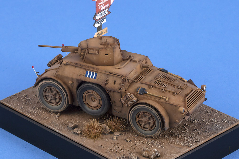 [Italeri] Autoblinda AB41 AB41-02c