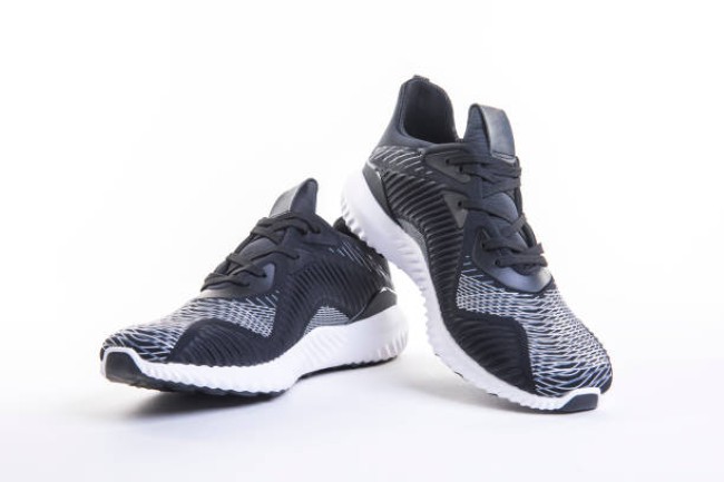 Replica-Sneakers-6.jpg