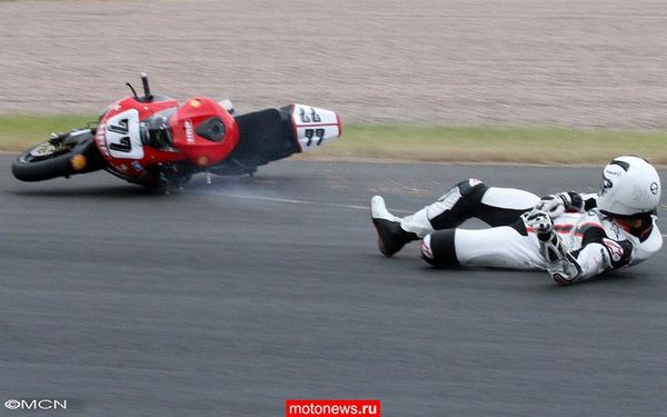 Последний раз он гонял на Honda Fireblade на треке в Заксенринге Последний раз он гонял на Honda Fireblade на треке в Заксенринге