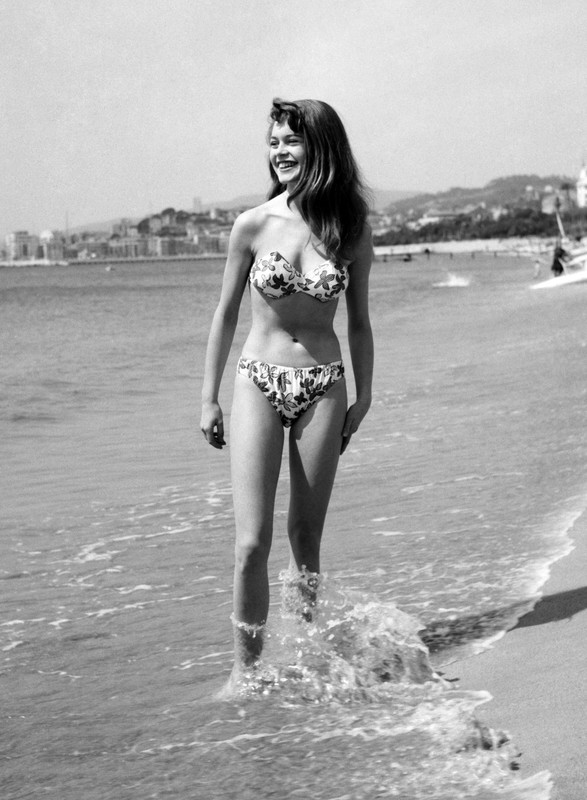 Bardot_Brigitte_md24