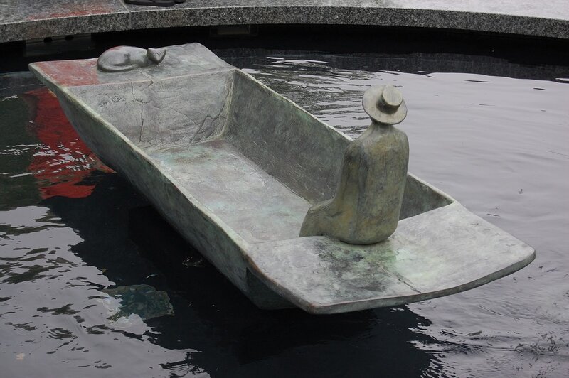 Cat-on-boat-sculpture-1
