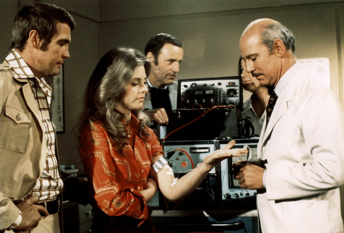 lindsay_wagner_a21