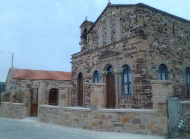 ΕΟΡΤΑΖΕΙ ΜΕ ΚΑΘΕ ΕΚΚΛΗΣΙΑΣΤΙΚΗ ΜΕΓΑΛΟΠΡΕΠΕΙΑ ΚΑΙ ΛΑΜΠΡΟΤΗΤΑ Ο ΕΝΟΡΙΑΚΟΣ ΝΑΟΣ  ΤΟΥ ΑΓΙΟΥ ΧΑΡΑΛΑΜΠΟΥΣ ΣΤΟ ΧΑΛΚΕΙΟ