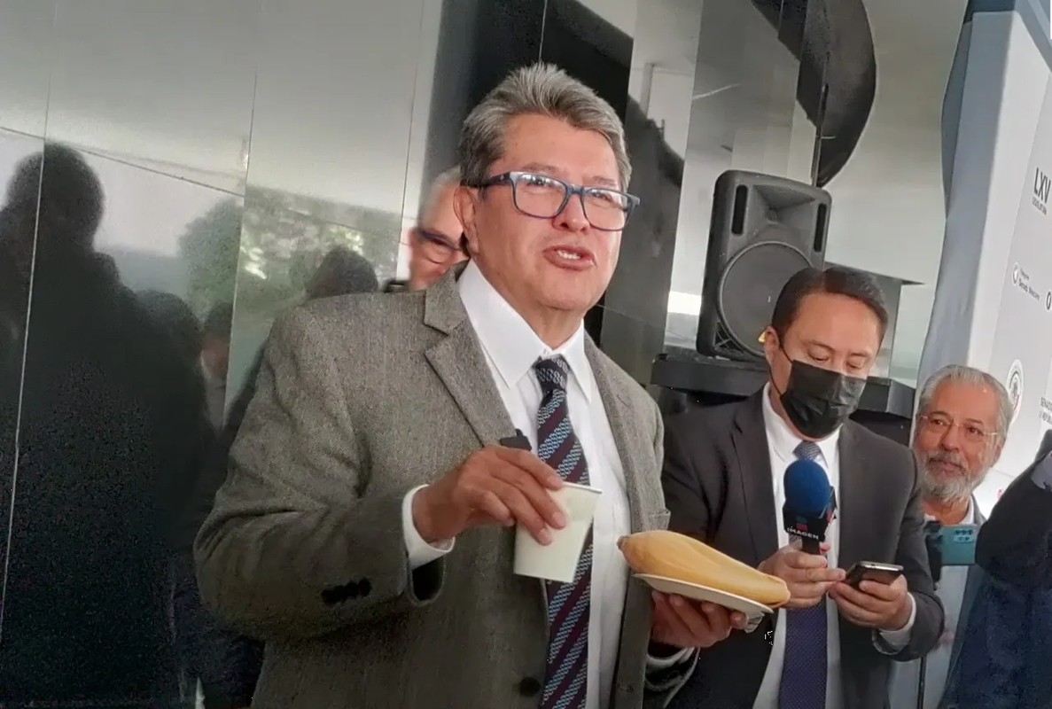 Evita Monreal debatir con AMLO