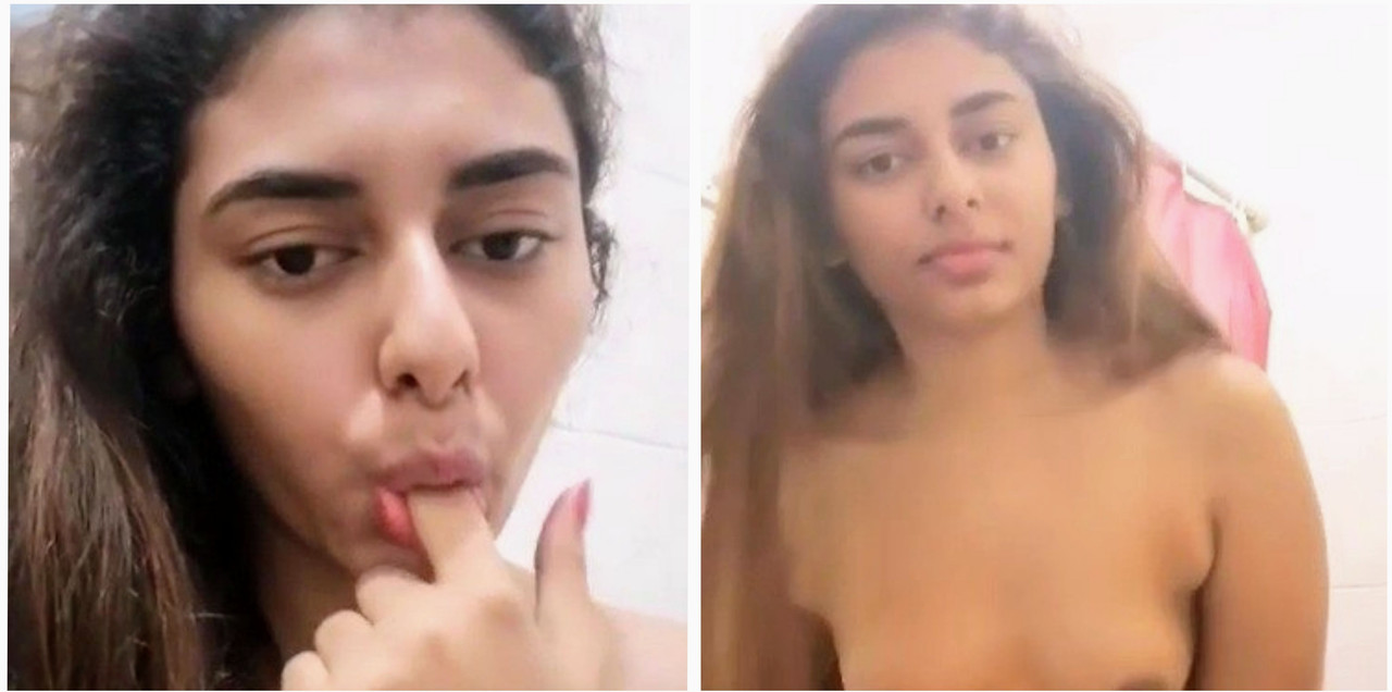 Hot famous model shoing her boobs and rubbing hard viral nude