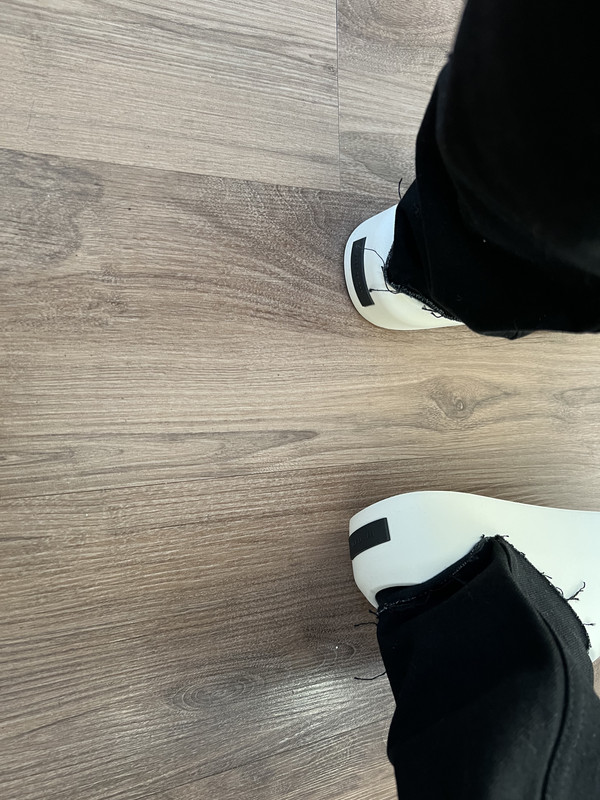 DB566629-5EEF-47BE-BFE0-841595A62D5E