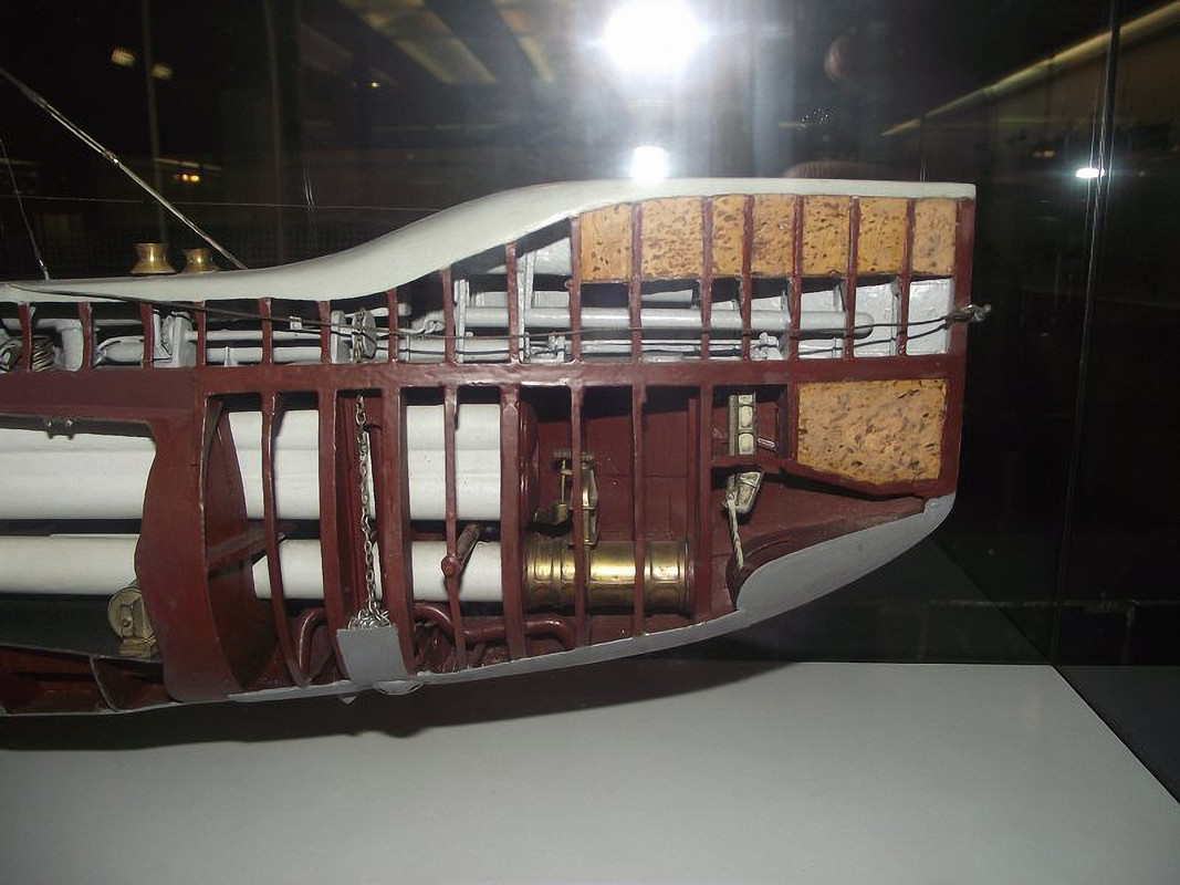 SMS U-1 модель