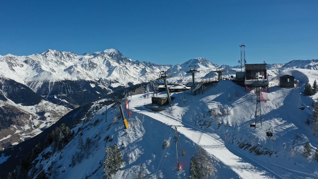 Sci per bambini al campo invernale di Champex-Lac