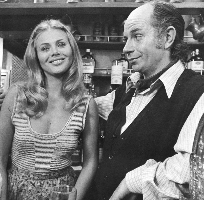 Britt_Ekland_md18