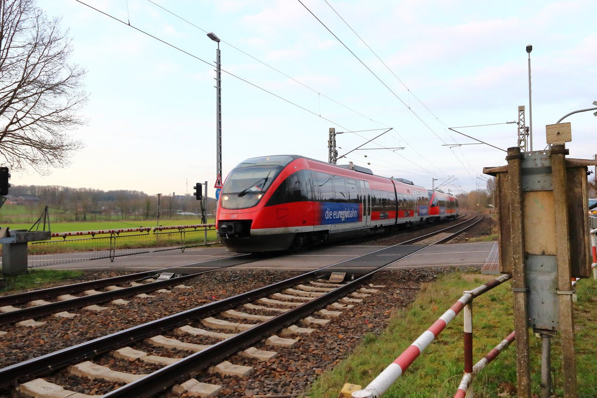 K240304 (1047) Übach-Palenberg