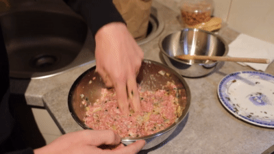 HACKBRATEN-MAX-KOCHT.gif