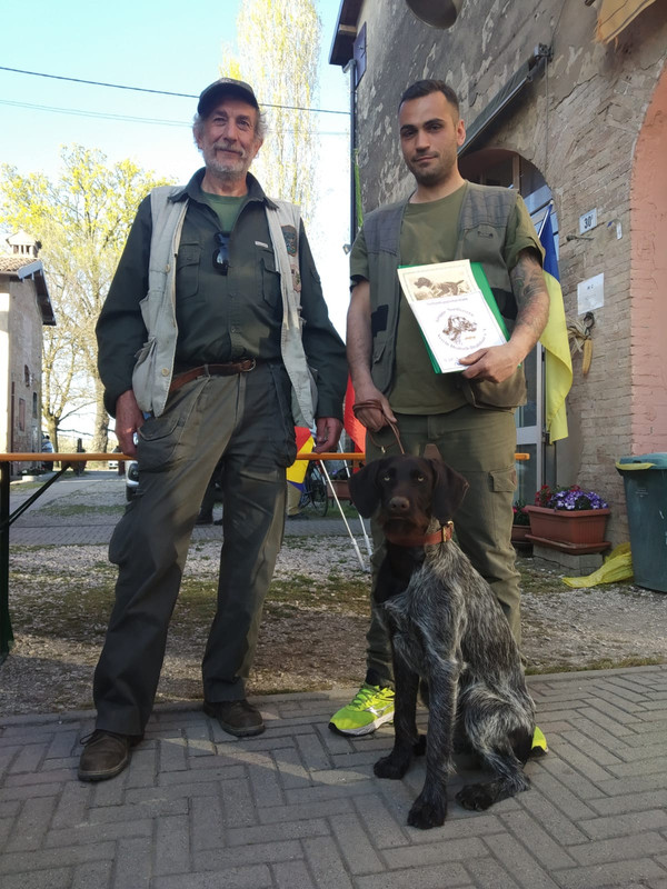 823D18B3-0E87-4B91-B9F5-BB584BAA5AB7