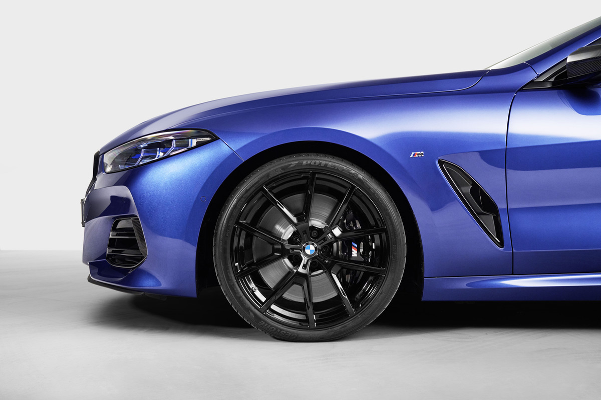 P90449077_highRes_bmw-m850i-xdrive-con