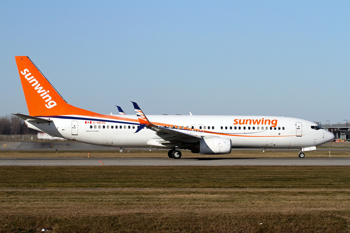 008_B737-86N_C-GKVU_Sunwing Airlines