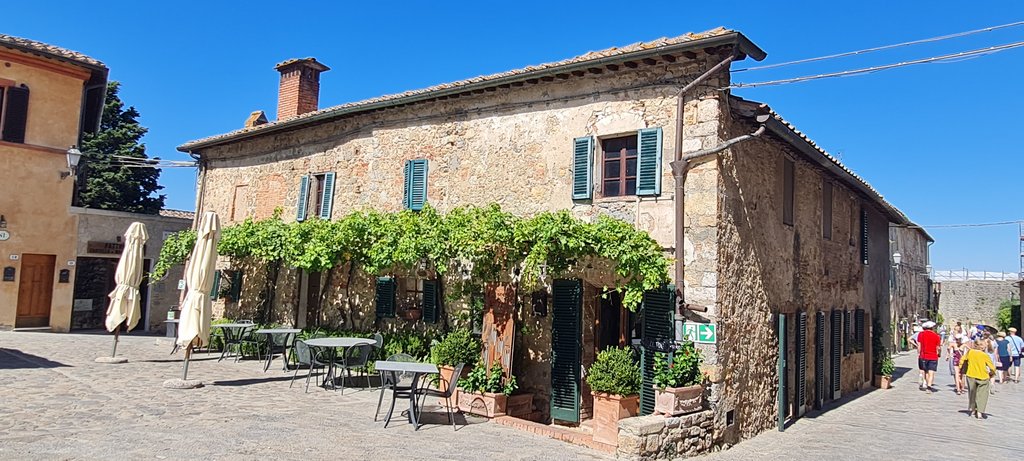 La Toscana 2022: entre termas y cipreses - Blogs de Italia - Volterra, Monteriggioni y Siena: etruscos, romanos y viceversa (11)
