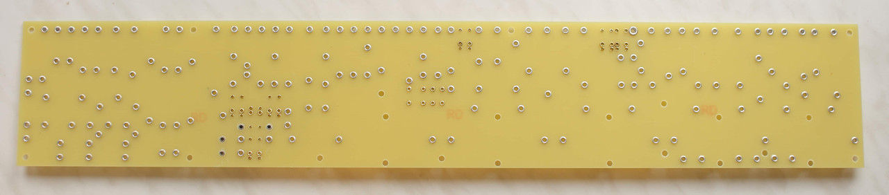 Eyeletboard_100W_w_eyelets_bottom