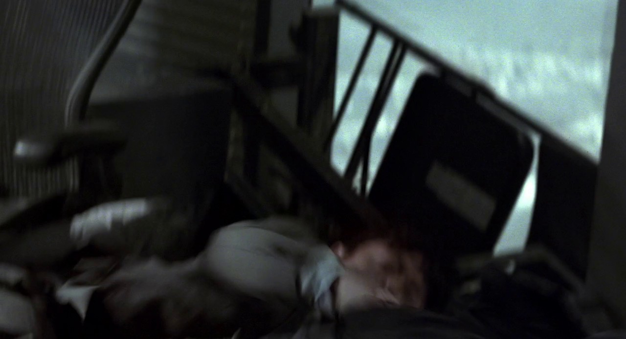 The-Terror-Live-2013-WEBRip-Hindi-1080p-8bit-AVC-AAC-2-0-ESub-mkv-0006