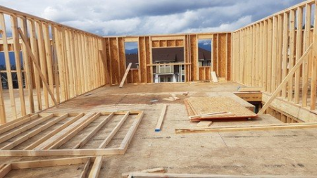 Carpentry: How to build exterior walls